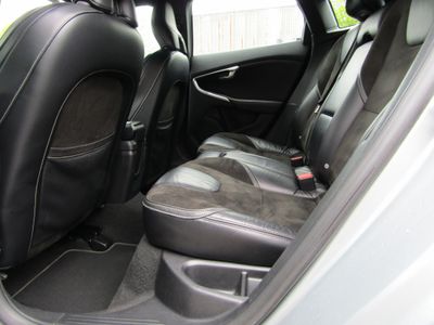 2013 Volvo V40