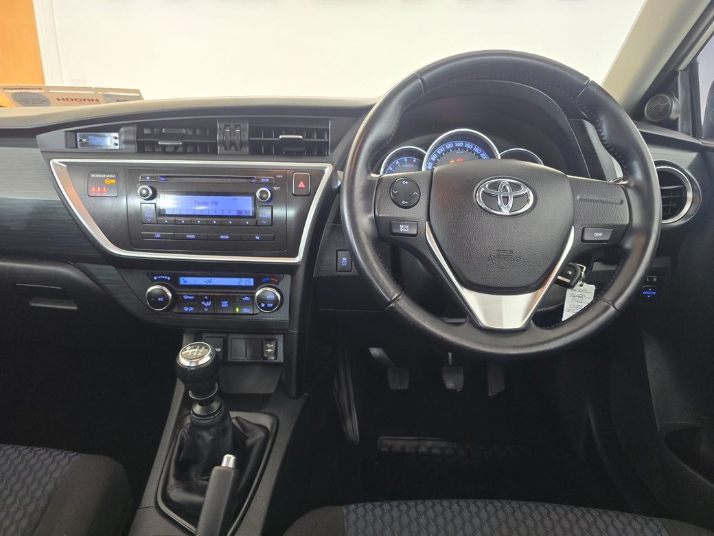 2014 Toyota Auris