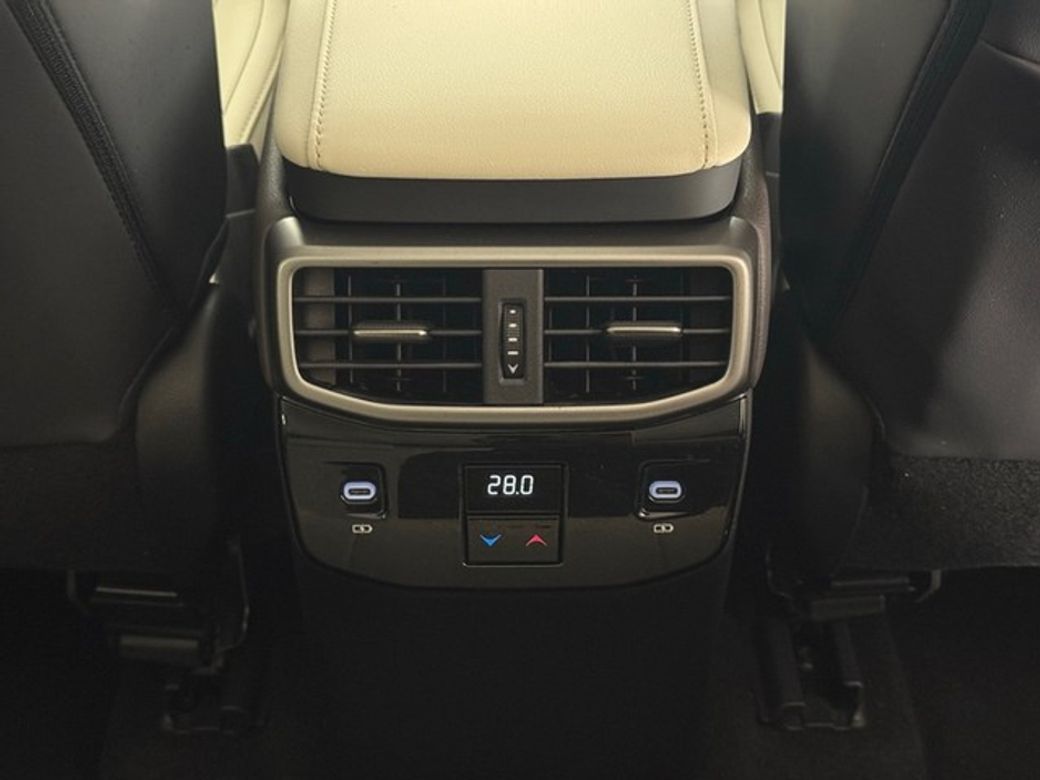 2023 Lexus RX450h+