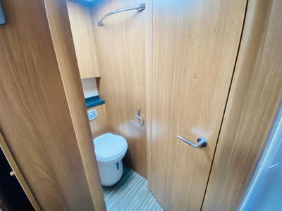 2015 AUTOTRAIL  FRONTIER MOHAWK LOW PROFILE !! C1 REQUIRED !! 