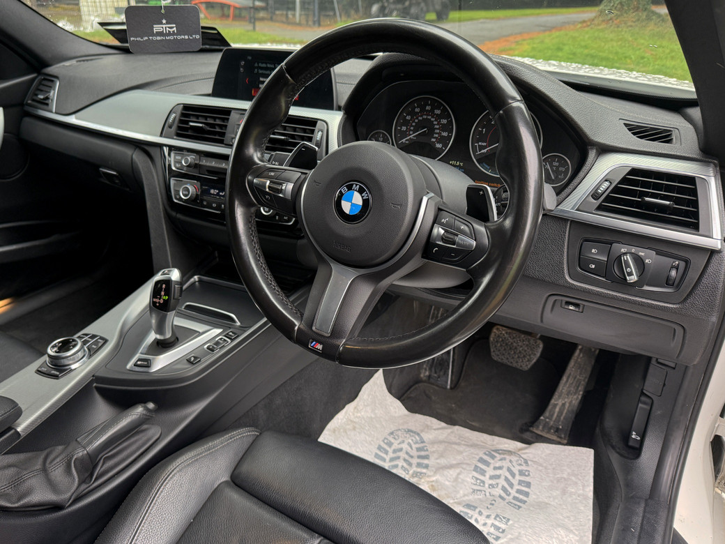 2018 BMW 330