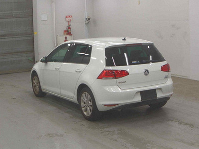 2016 Volkswagen Golf