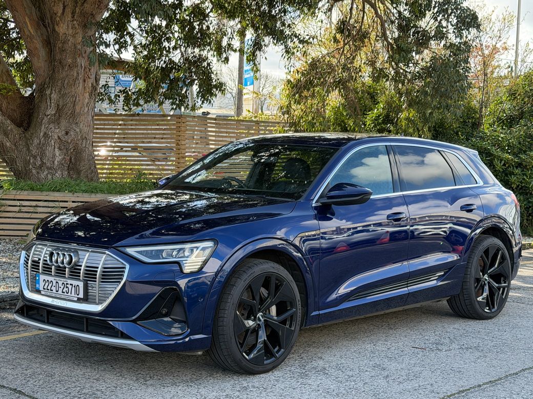 2022 Audi e-tron