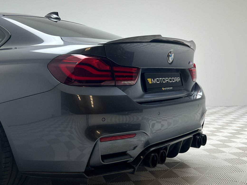 2019 BMW M4