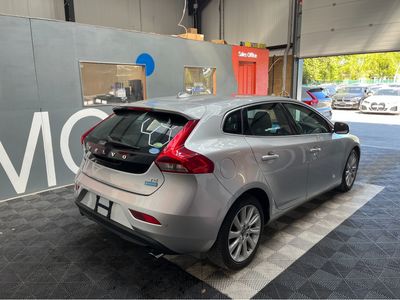 2015 Volvo V40
