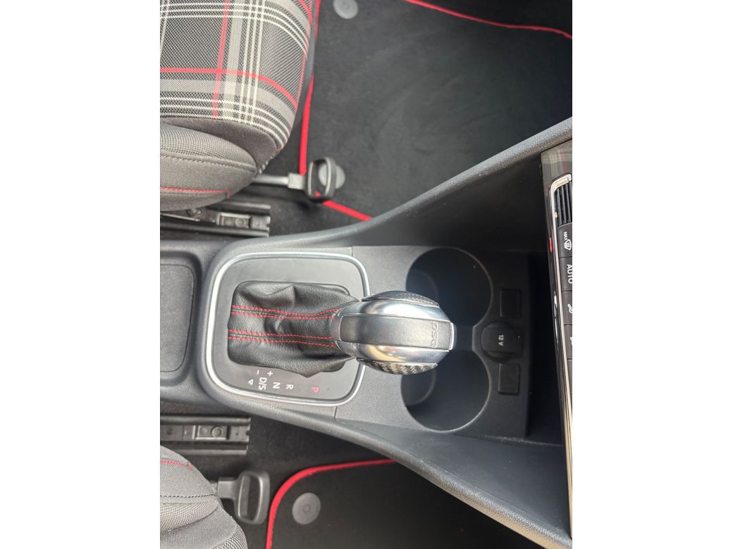 2015 Volkswagen Polo