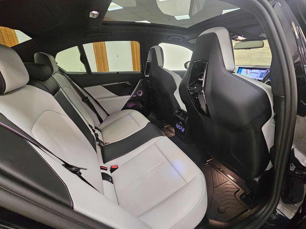 2024 BMW M5