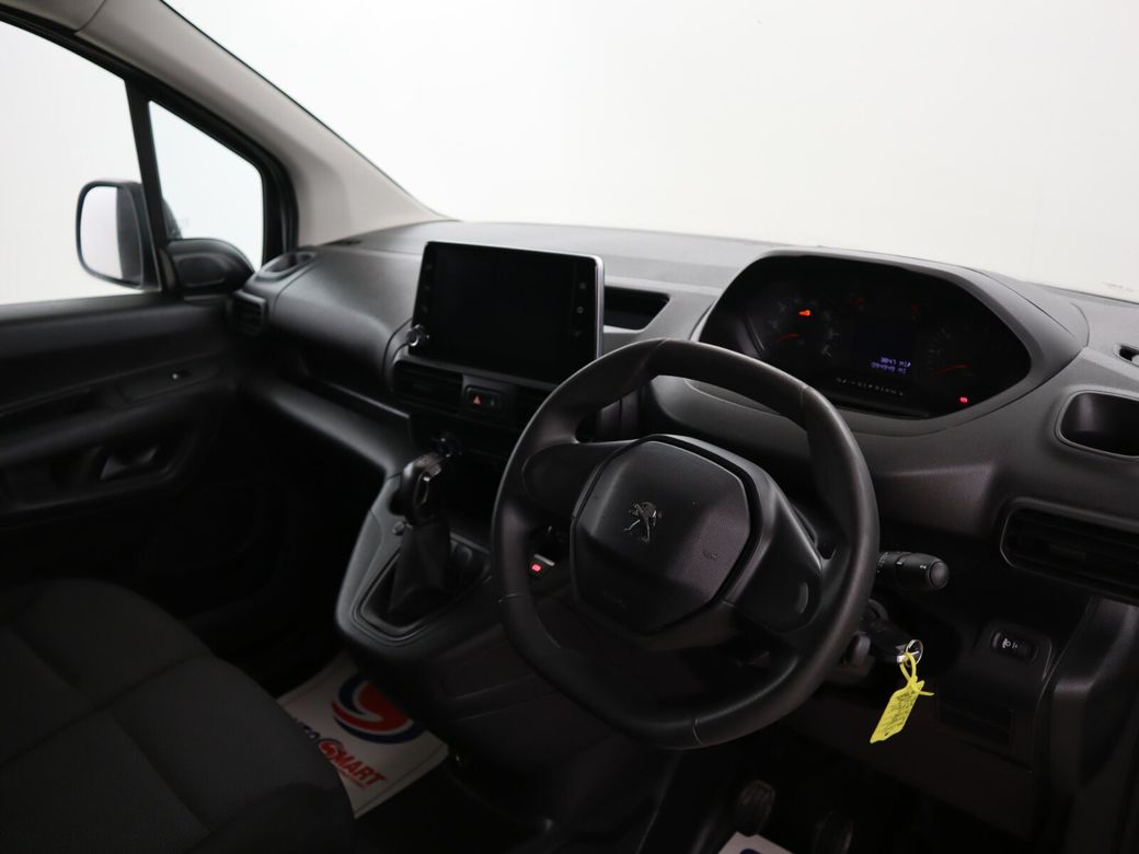 2021 Peugeot Partner