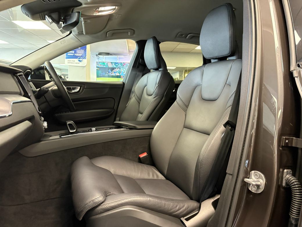 2022 Volvo XC60