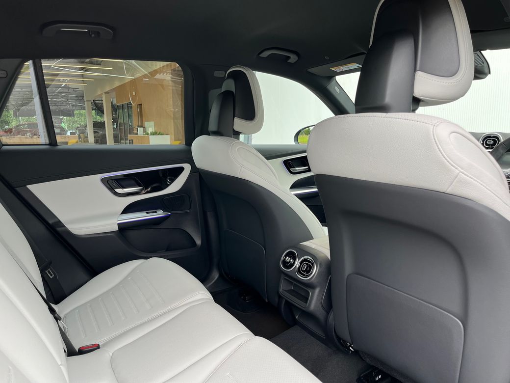 2025 Mercedes-Benz GLC Class