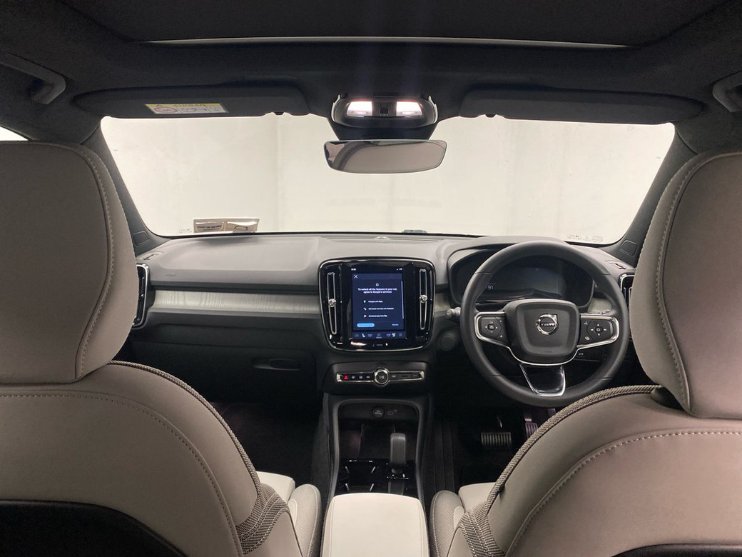 2026 Volvo EX40