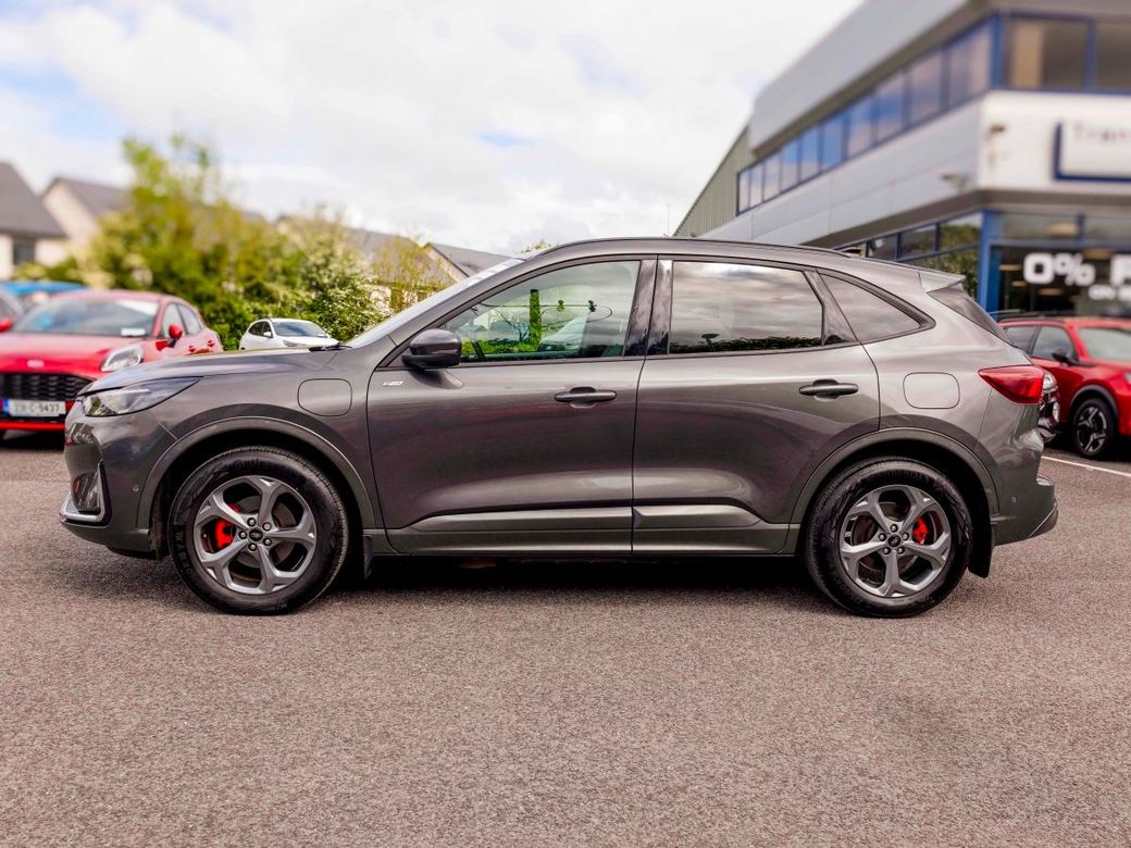 2025 Ford Kuga