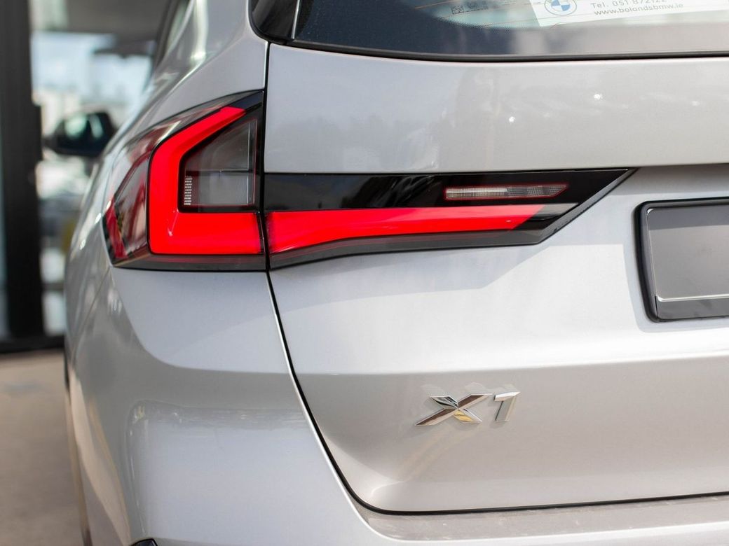 2025 BMW X1