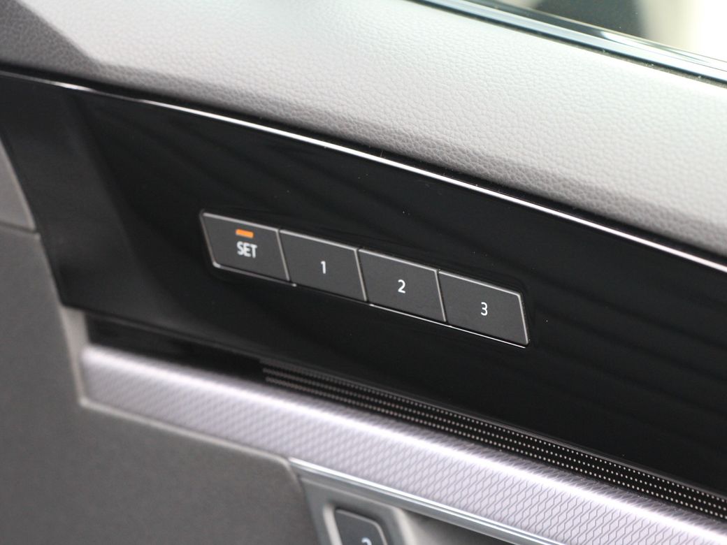 2023 Volkswagen Touareg