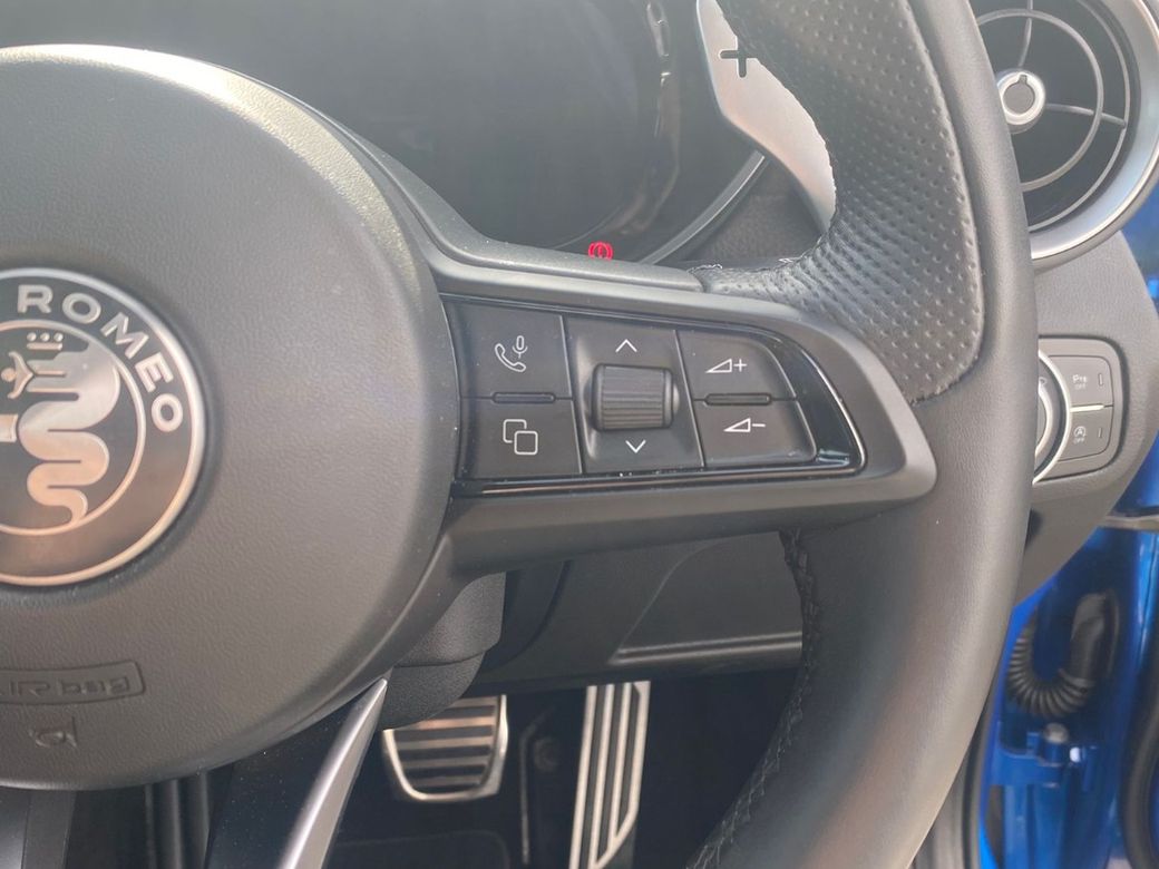 2025 Alfa Romeo Giulia