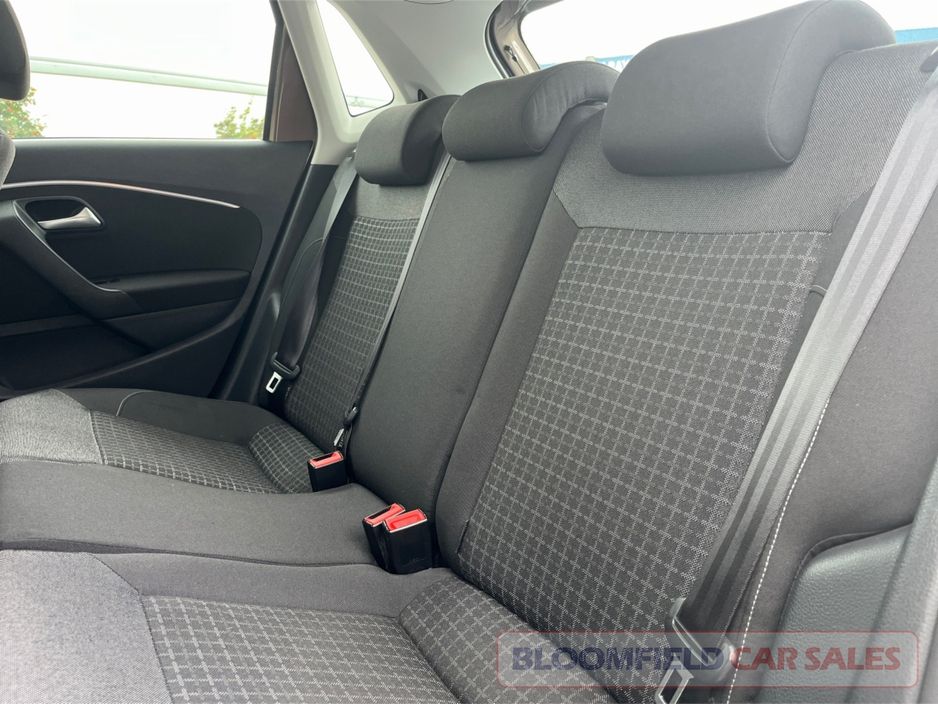 2015 Volkswagen Polo