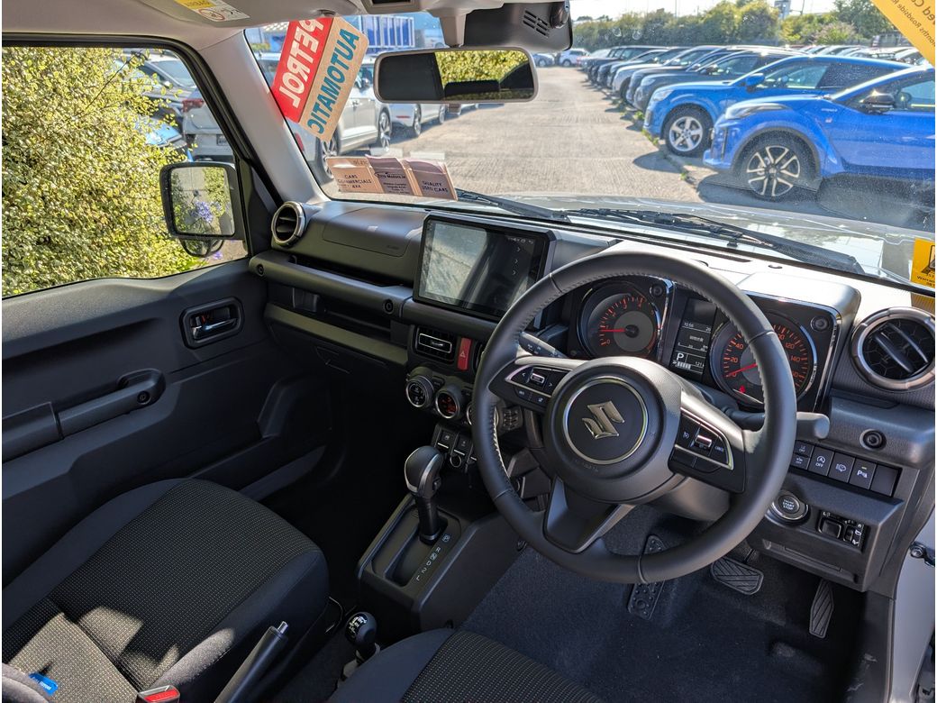 2025 Suzuki Jimny