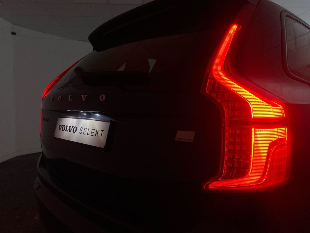 2023 Volvo XC90