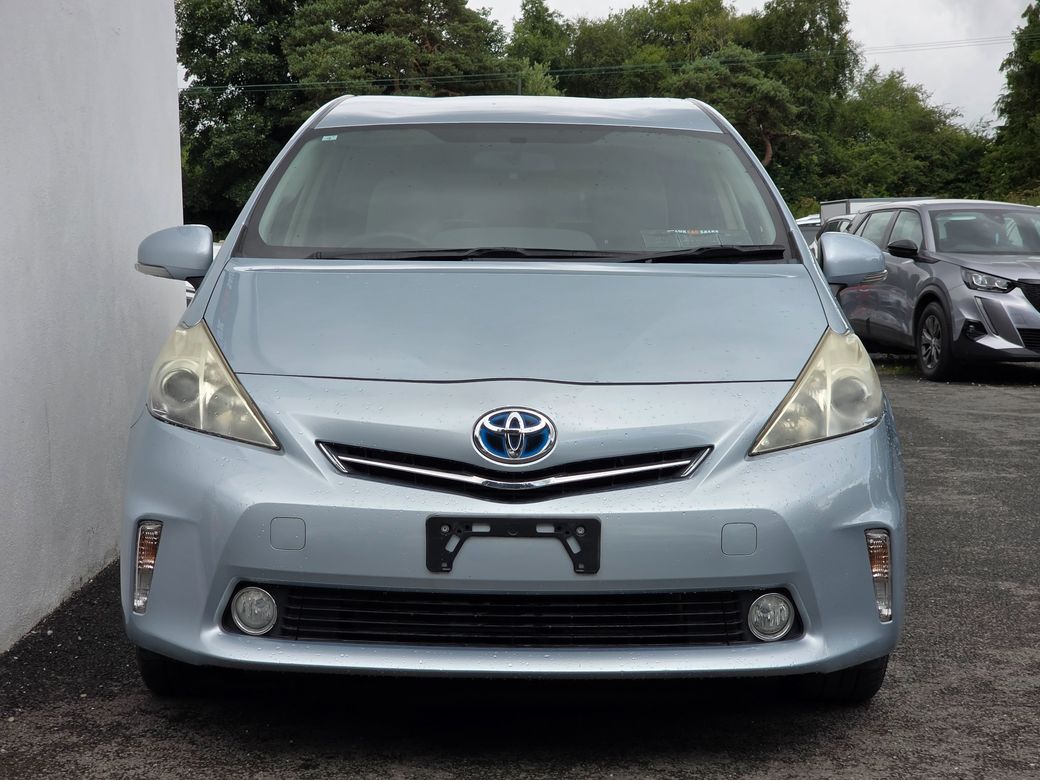 2013 Toyota Prius Alpha