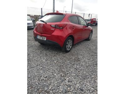 2017 Mazda Demio