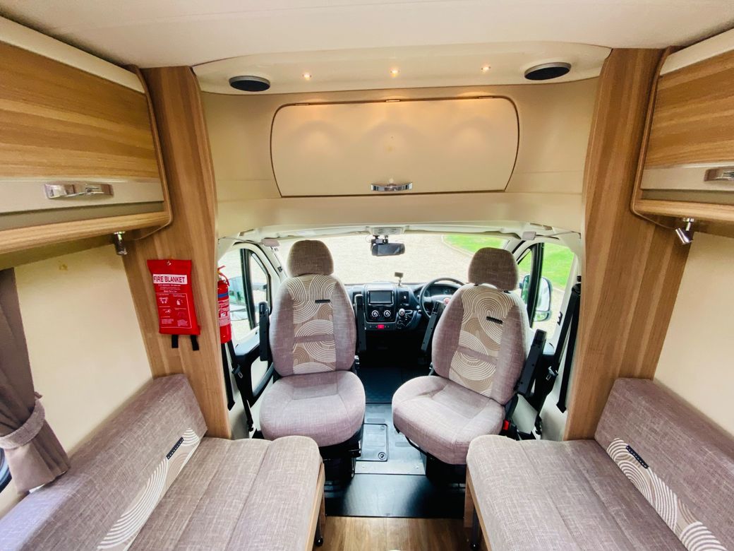2013 BESSACARR 442 LOW PROFILE R.H.D