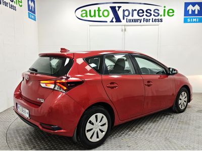 2016 Toyota Auris