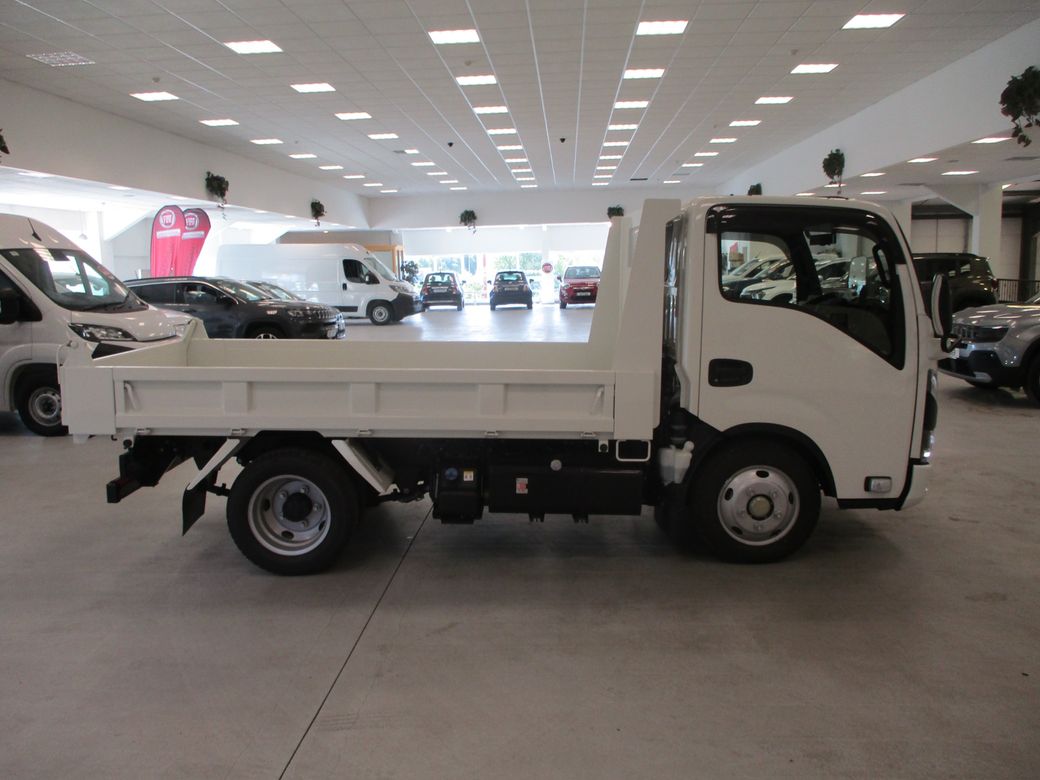 2024 Isuzu NPR