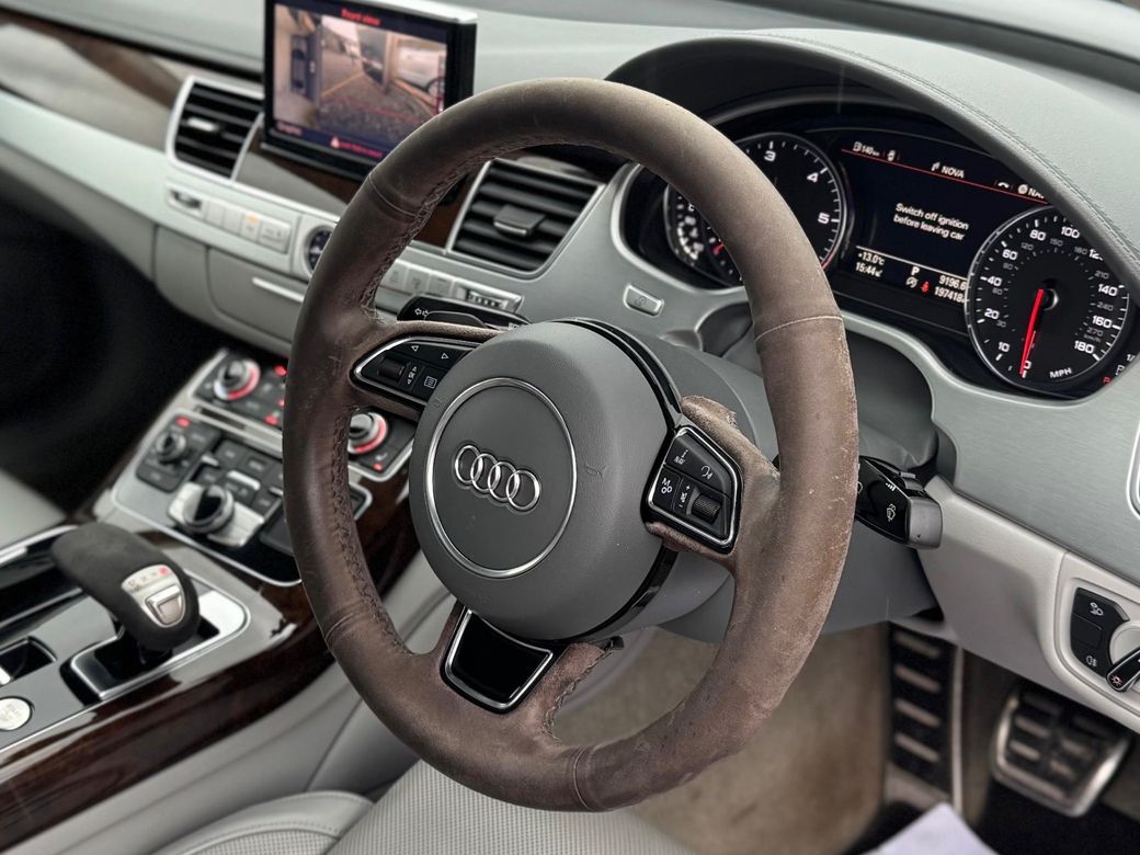 2014 Audi A8