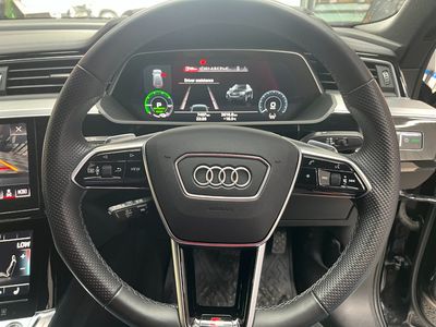 2023 Audi e-tron