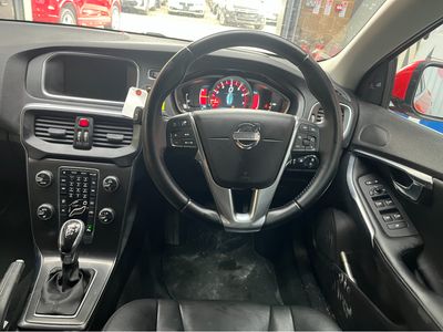 2014 Volvo V40