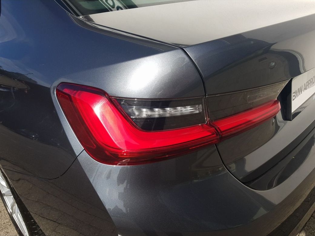 2021 BMW 3 Series