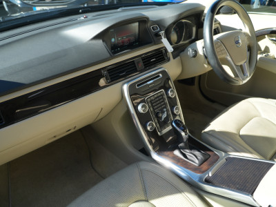 2017 Volvo V70