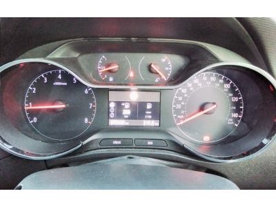 2020 Vauxhall Crossland X