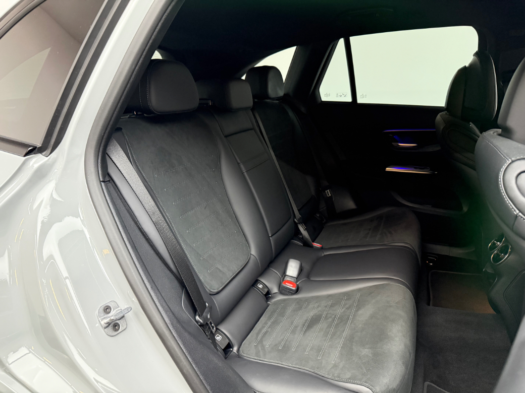 2025 Mercedes-Benz GLC Class