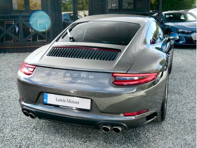 2017 Porsche 911