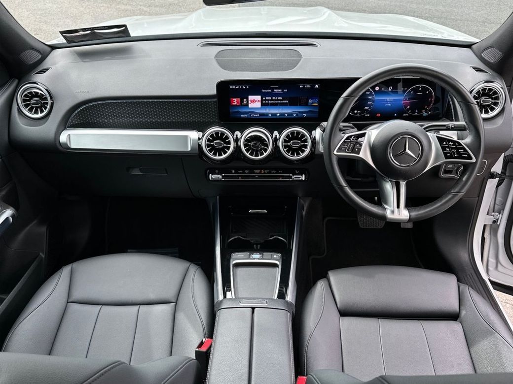 2025 Mercedes-Benz GLB Class