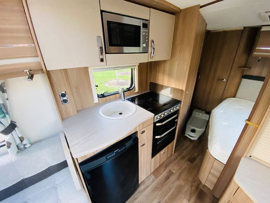 2015 SWIFT CHALLENGER SPORT 544 