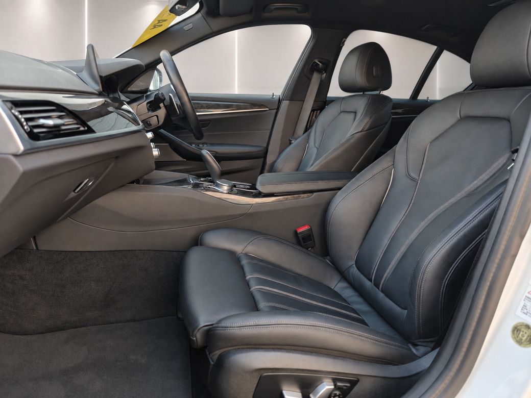2019 BMW 5 Series