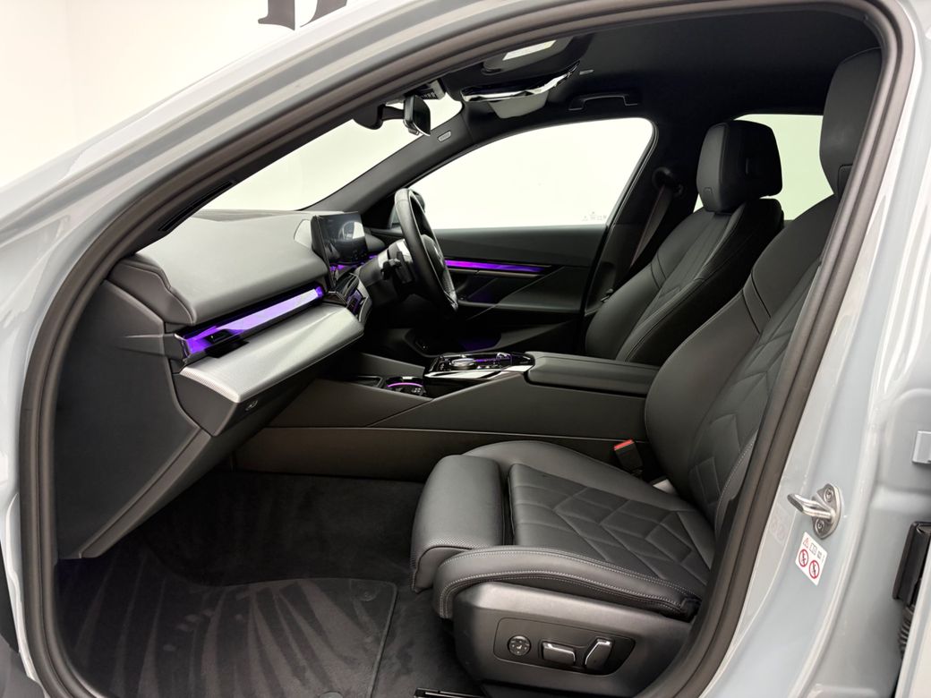 2024 BMW i5