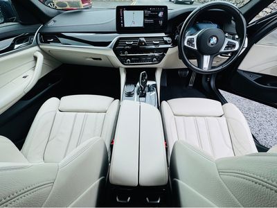 2022 BMW 5 Series