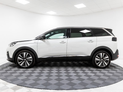 2020 Peugeot 5008