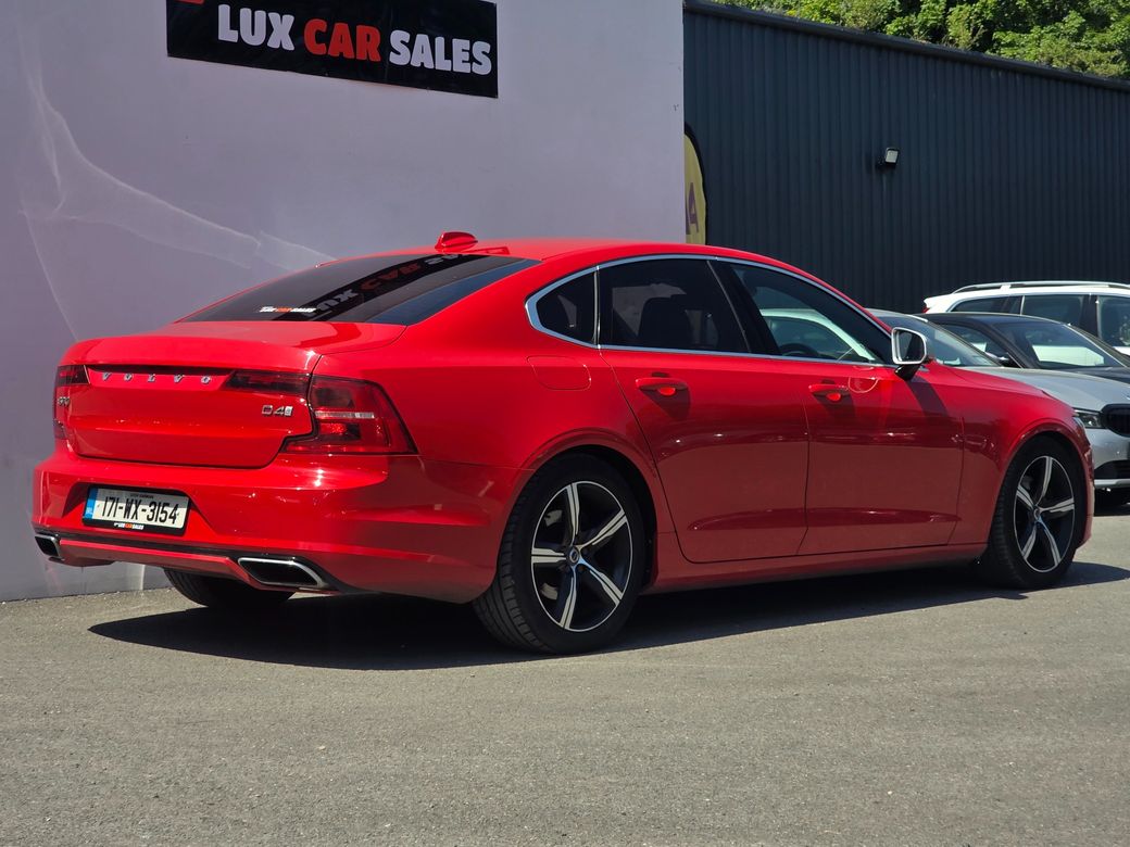 2017 Volvo S90