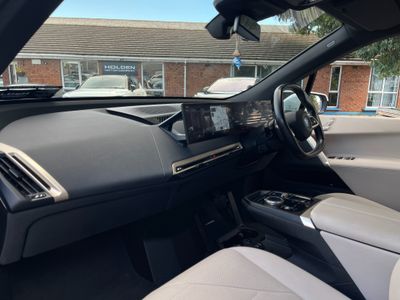2022 BMW iX