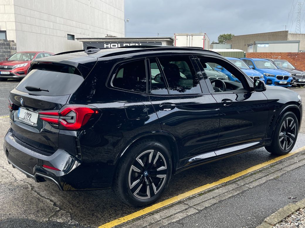 2022 BMW iX3