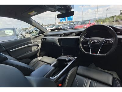2022 Audi e-tron