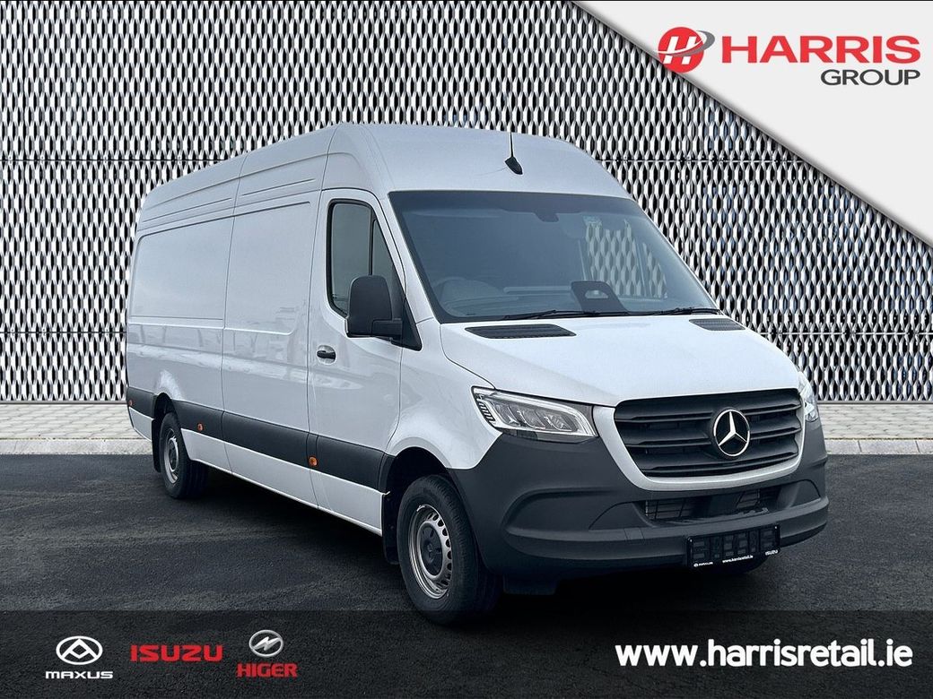 2024 White Mercedes-Benz Sprinter