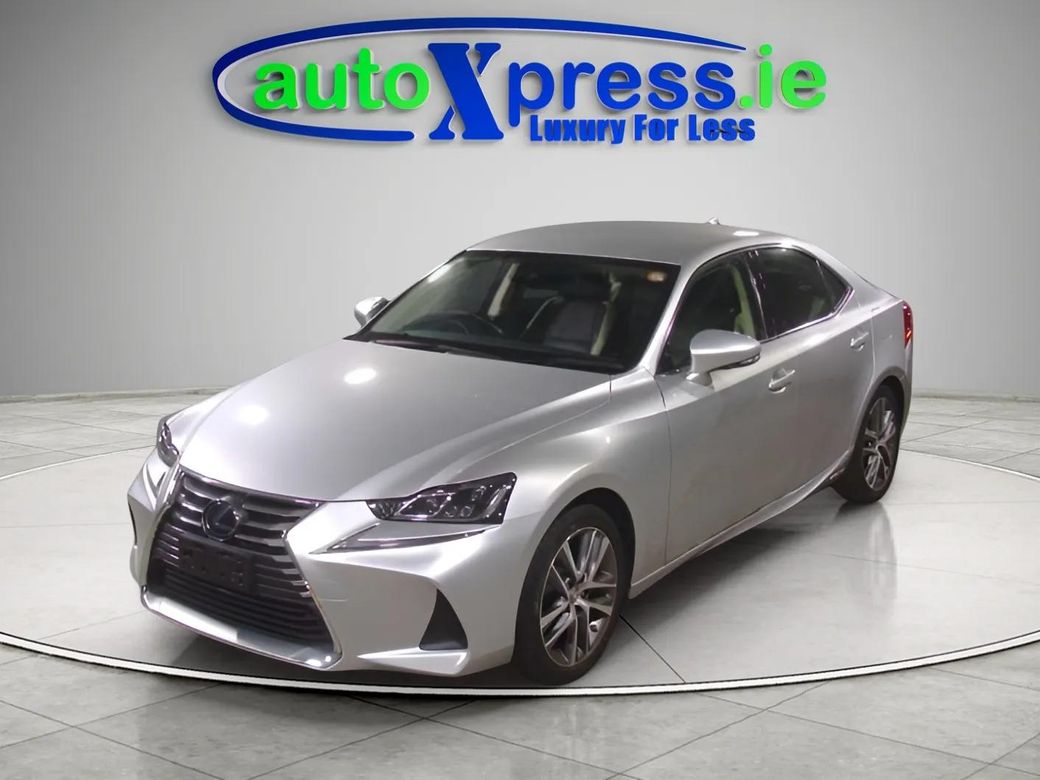 2019 Lexus IS 300h