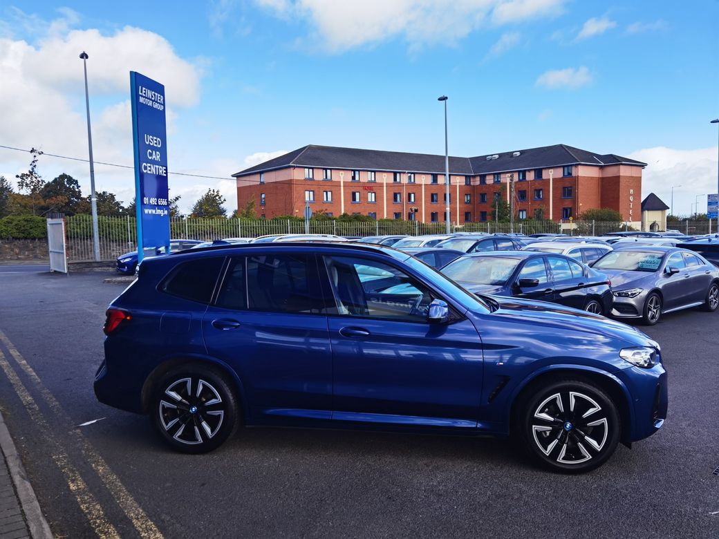 2024 BMW iX3