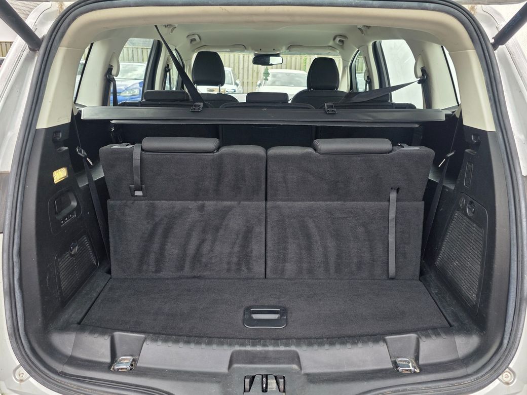 2020 Ford S-Max