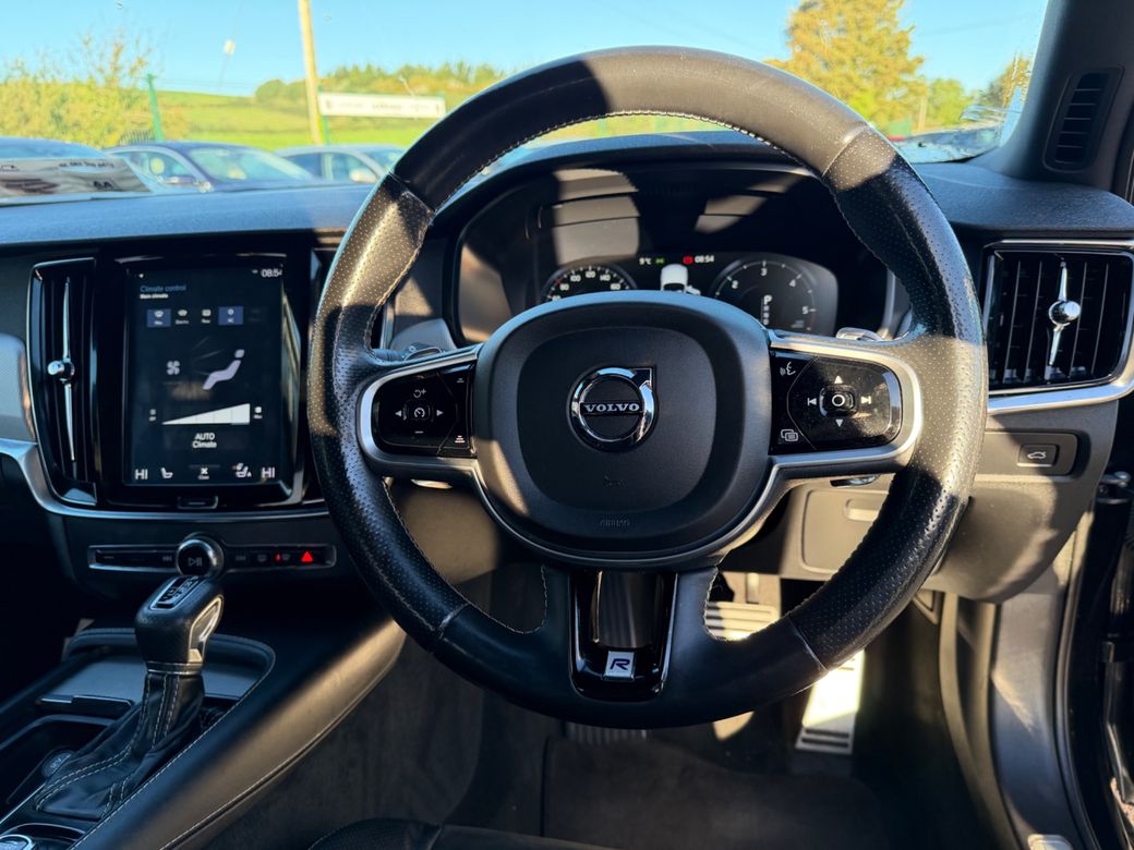 2018 Volvo S90